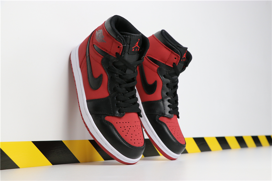 Air Jordan 1 MID Bred Red Black Shoes